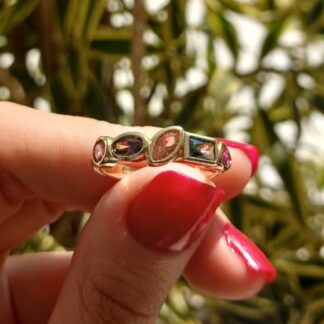 Anel com Cristal Morganita Banhado a Ouro 18K