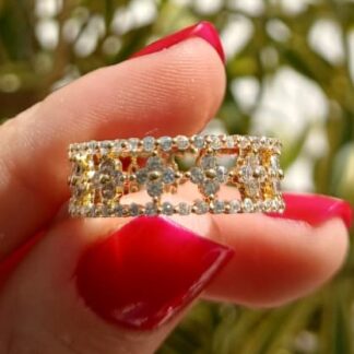 Anel Flores Cravejado de Zircônias Banhado a Ouro 18k