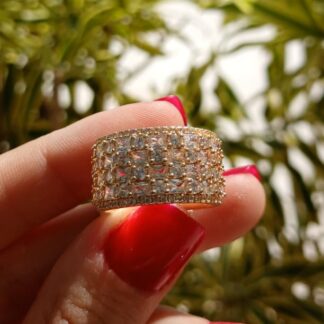 Aliança Cravejado de Zircônias Brancas Banhado a Ouro 18K