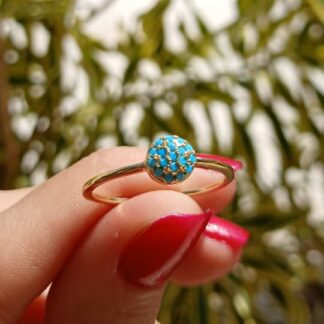 Anel com Nano Pedras Turquesa Redondo Banhado a Ouro 18K