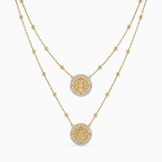 Colar Escapulário com Medalha de São Bento Cravejada de Zircônias Brancas Banhado a Ouro 18K